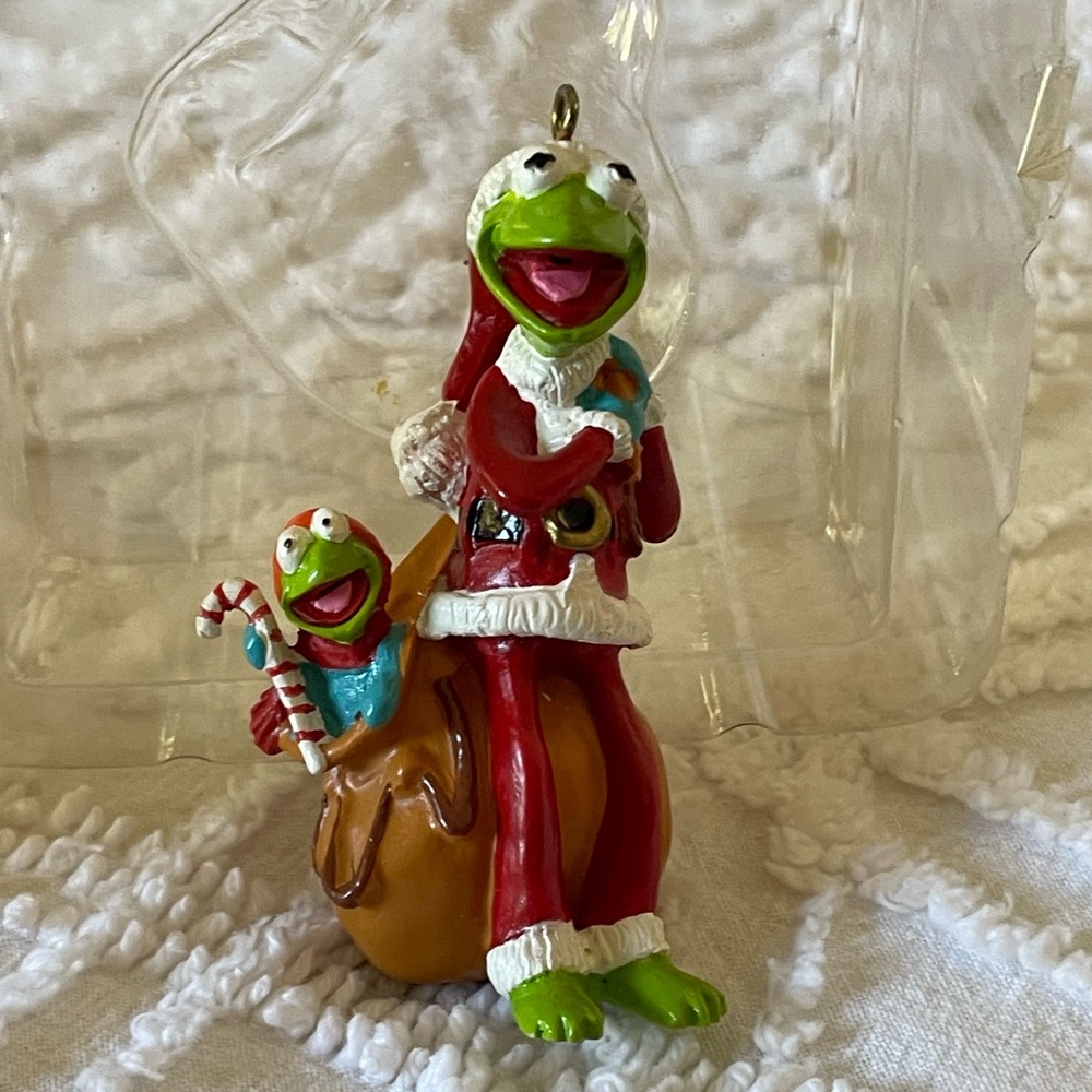 1993 Carlton Cards Heirloom Collection- Kermit’s Christmas Ornament 🎅🏼 🤶
